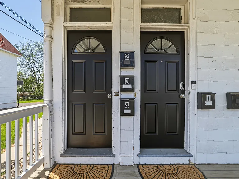 231 Maple St #2 — Photo 19