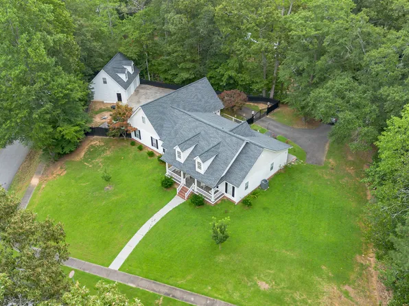 320 Alewine Ave, Tallapoosa, GA 30176