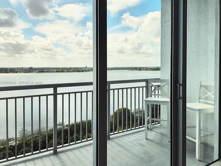 300 S Australian Ave #809 — Photo 13