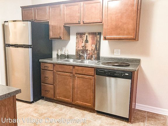 5th image of 515 S 31st St APT 201