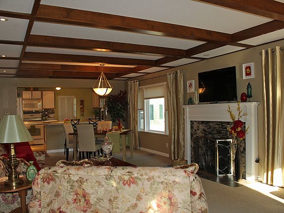 Home for Sale in Decatur, Illinois $115,000