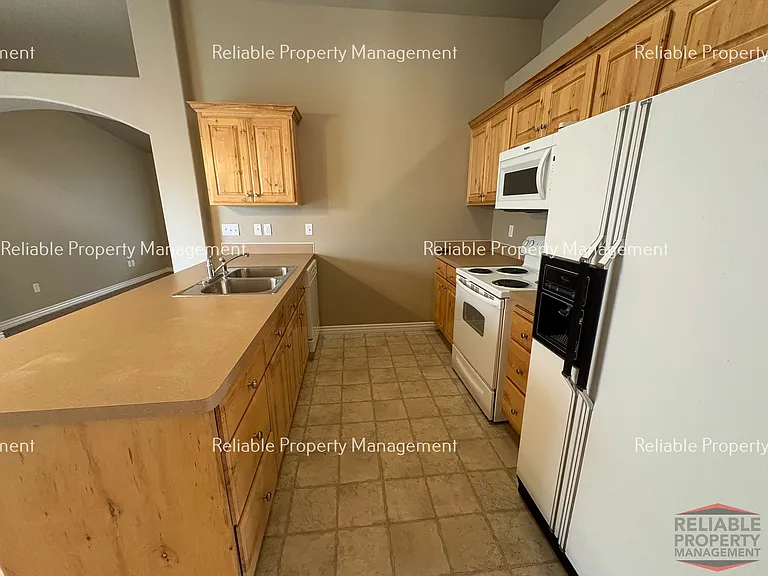 1213 N Cornerstone Dr — Photo 13