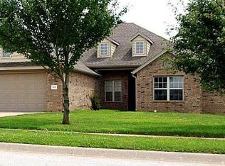 8421 W Vista Terrace Dr, Fayetteville, AR 72704