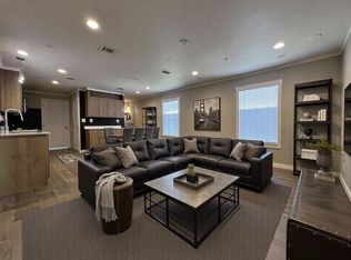 2207 N 1st St #EL122, Conroe, TX 77301
