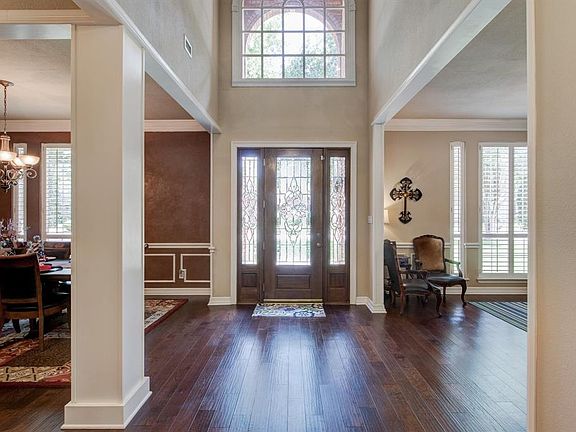 5th image of 804 Majestic Oaks Ct