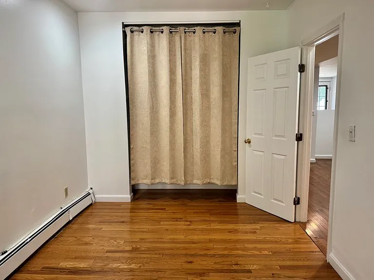 390 Riverway St #2 — Photo 18