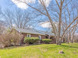 10805 W Alex Dr, Rocheport, MO 65279