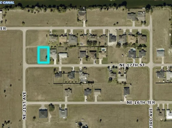 2105 NE 17th St, Cape Coral, FL 33909