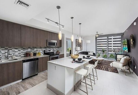 3rd image of 150 SE 2nd Ave #1618