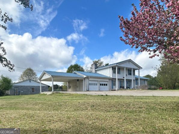 732 Sandhill Shady Grove Rd, Carrollton, GA 30116