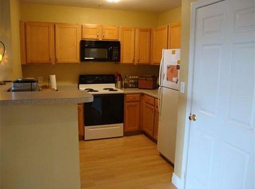 5th image of 211 Central St APT A204