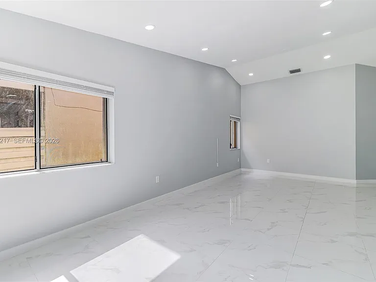 13765 SW 145th St — Photo 12