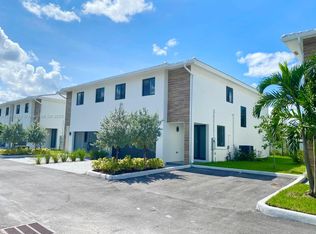 3282 SW 44th St, Fort Lauderdale, FL 33312