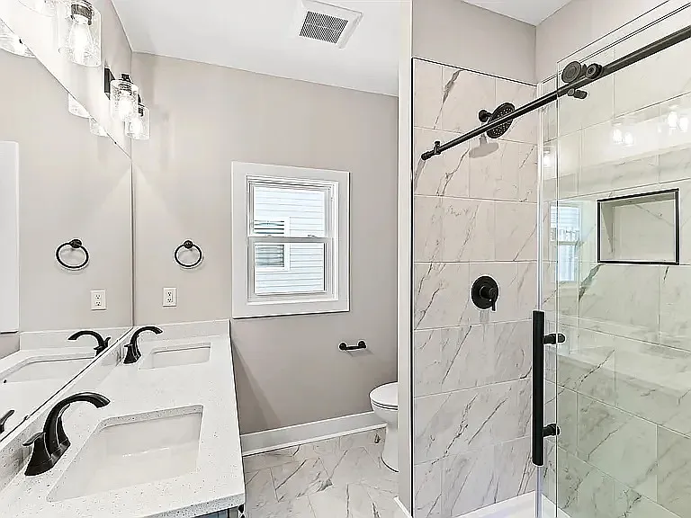 1107 Simmons St — Photo 25
