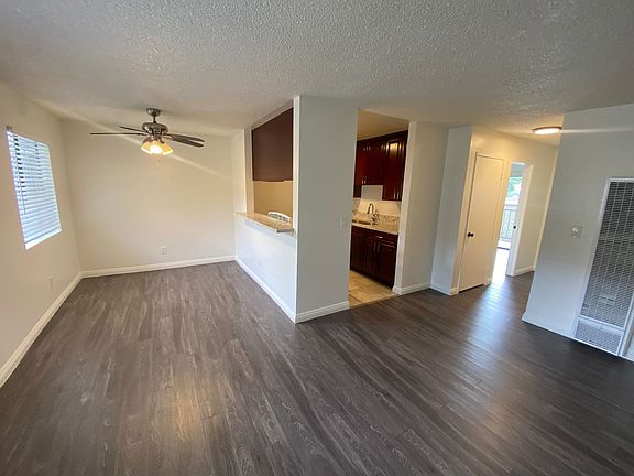 4th image of 920 Martin Luther King Jr Ave APT 205
