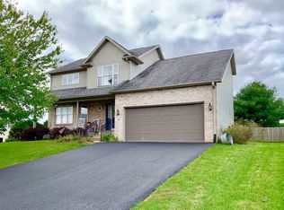 160 Century Hill Dr, Oregon, IL 61061