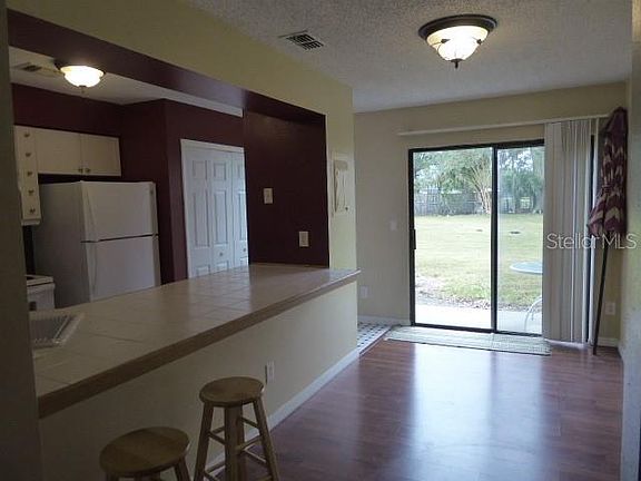 3rd image of 1312 Park Villa Pl