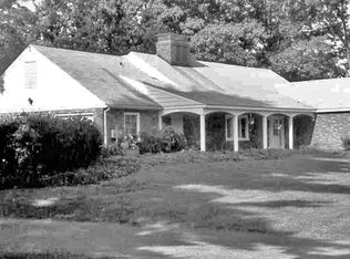 352 N Lincoln St, Kennett Square, PA 19348