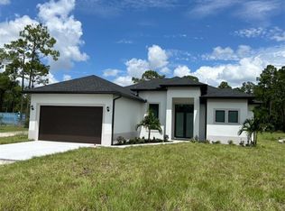 3823 45th Ave NE, Naples, FL 34120