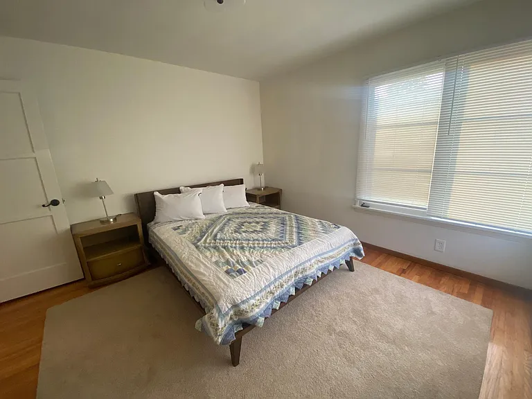 131 S Harvard Blvd — Photo 12