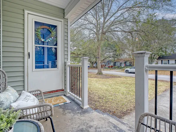 1600 Larry St, North Charleston, SC 29406