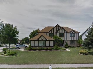 11092 Jasmine Ct, Strongsville, OH 44136