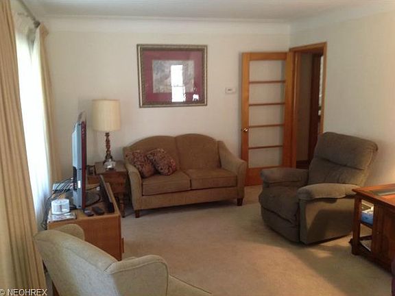 5th image of 75 Ellenwood Ave