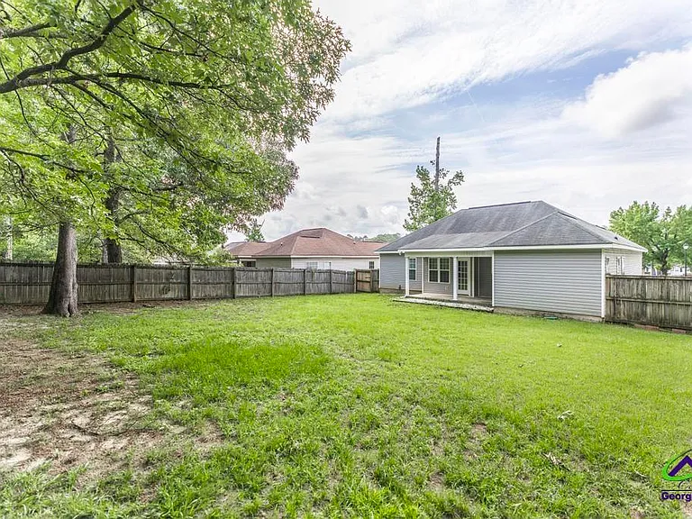 510 Leisure Lake Dr — Photo 32