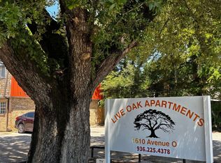 1610 Avenue O #1, Huntsville, TX 77340
