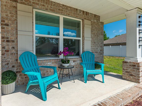 4th image of 5463 Jenee Ct