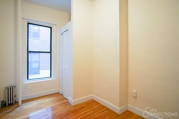 Rented by City Connections Realty | media 32