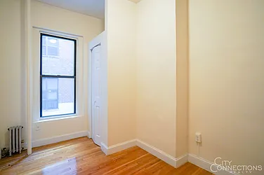 Rented by City Connections Realty