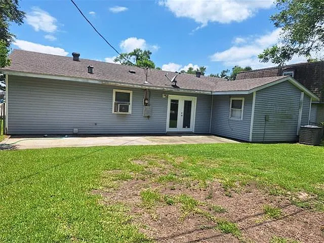 5053 Bennington Dr — Photo 10