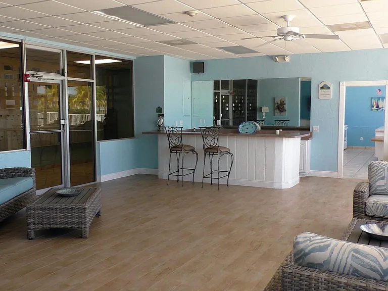 88500 Overseas Hwy #405 — Photo 20
