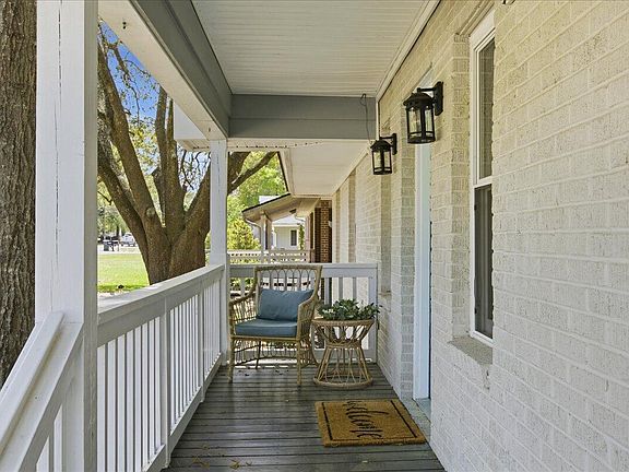 2nd image of 1114 Yeamans Hall Rd