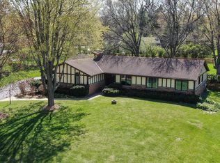 2115 Pilgrim Pkwy W, Brookfield, WI 53005