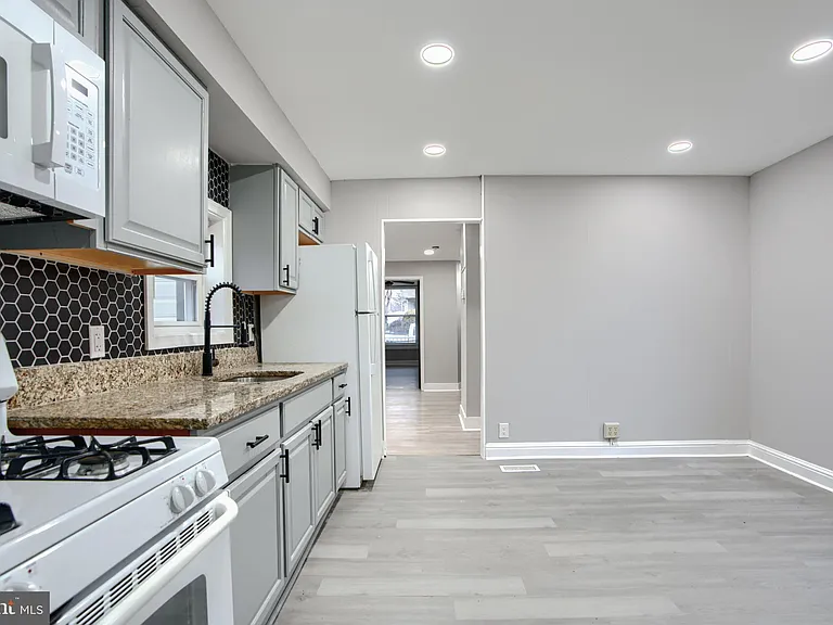 3807 Fleetwood Ave #1 — Photo 16