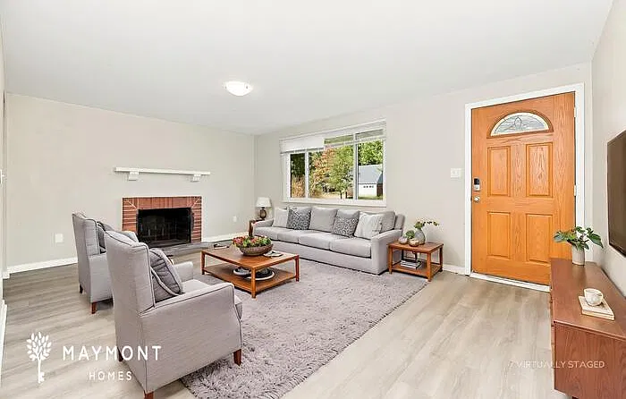 3 bed, 2.0 bath, 1352 sqft, $1,800 — Photo 4