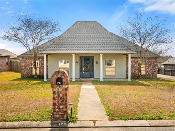 125 Legacy Pointe Dr, Pineville, LA 71360