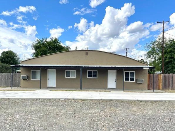 5700 Riverside Dr, Olivehurst, CA 95961