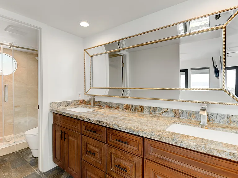 1013 Clipper Ct — Photo 18