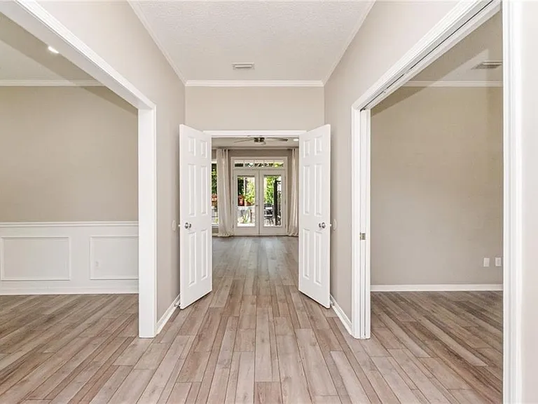 7490 Quency Dr — Photo 6