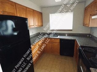 114 NW 3rd Pl #G, Renton, WA 98057