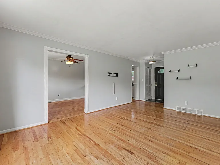 29668 Edward Pl — Photo 13