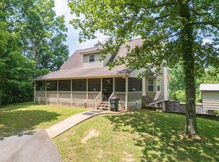 334 Avery Scroggs Rd, Hayesville, NC 28904
