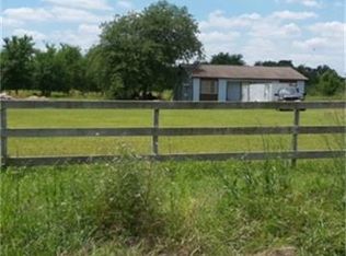 7010 Cotton St, Bedias, TX 77831