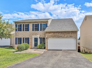 7027 Linn Dr, Roanoke, VA 24019