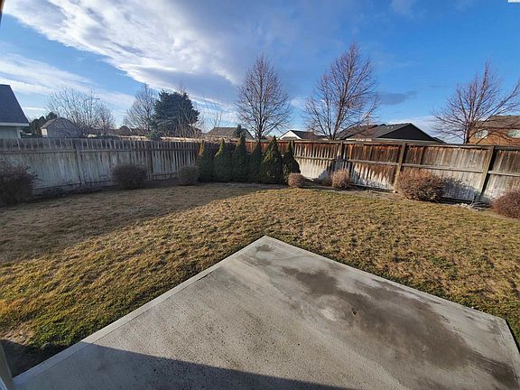 3rd image of 7707 Vendovi Dr