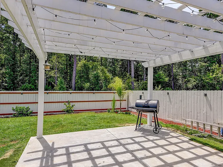 243 N Lgt Way — Photo 8