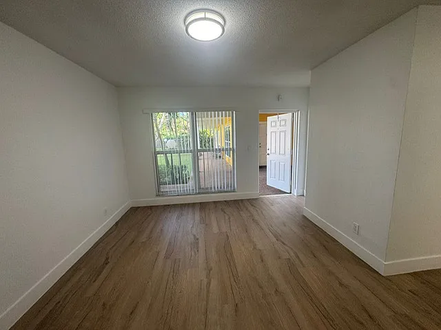 2822 Van Buren St — Photo 6